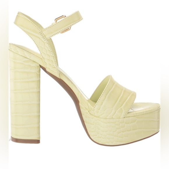 GUESS light green crocodile‎ embossed Gabeli Heeled platform Sandal size 11 new - Picture 1 of 7